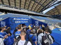  TRENING MINISTRANTÓW NA ENEA STADIONIE W POZNANIU 