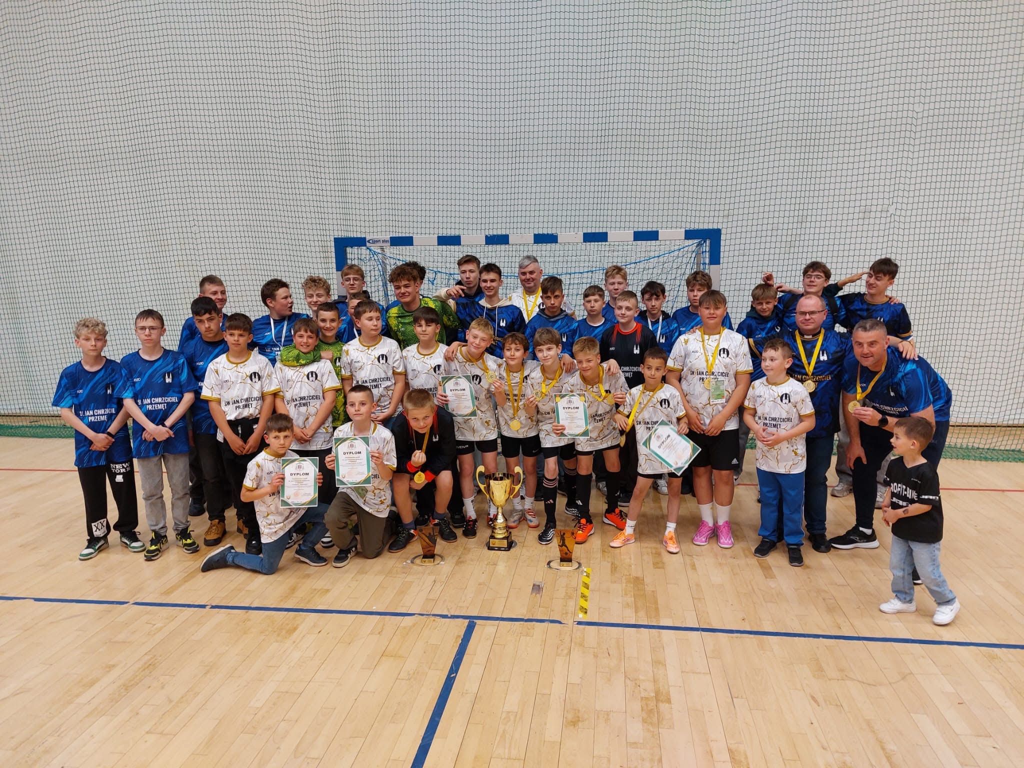  ARCHIDIECEZJALNA MISTRZOSTWA SŁUŻBY LITURGICZNEJ W PIŁKĘ NOŻNĄ HALOWĄ A.D. 2026 